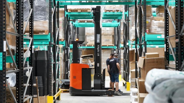 Top Warehouse Tech Trends Shaping 2025